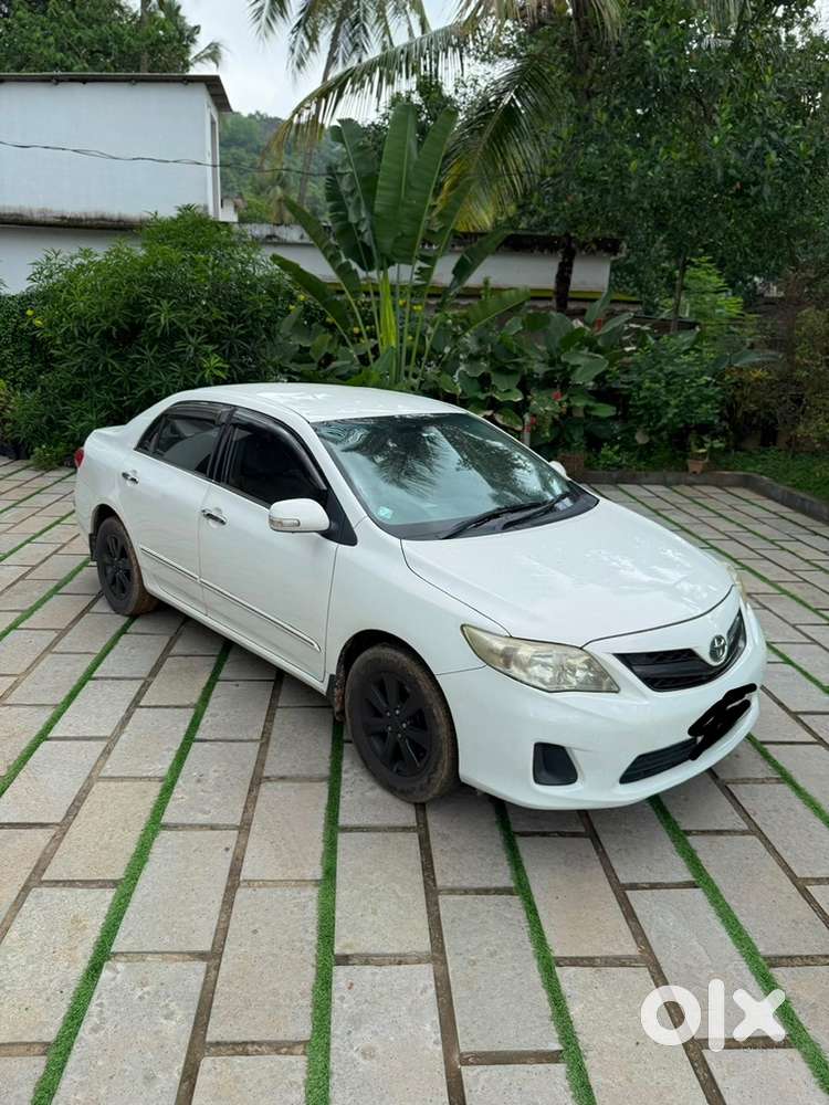 Toyota Corolla Altis Diesel 2012