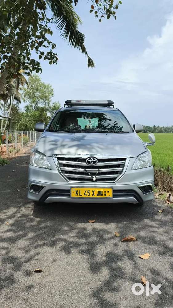 Toyota Innova 2016inova.   Taxi    6+1