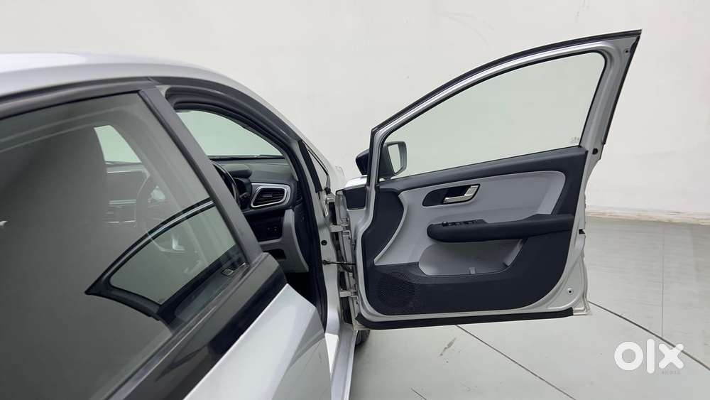 Tata Altroz Xz, 2020, Petrol