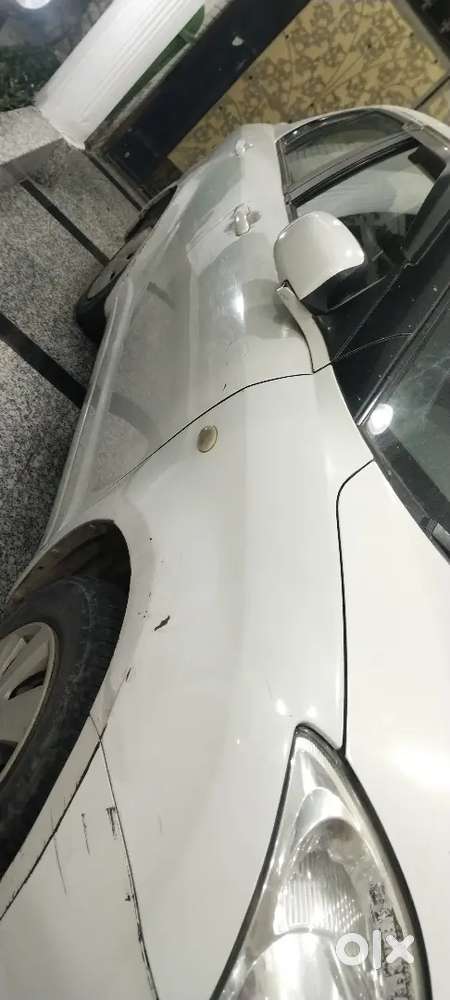 Maruti Suzuki Dzire 2012