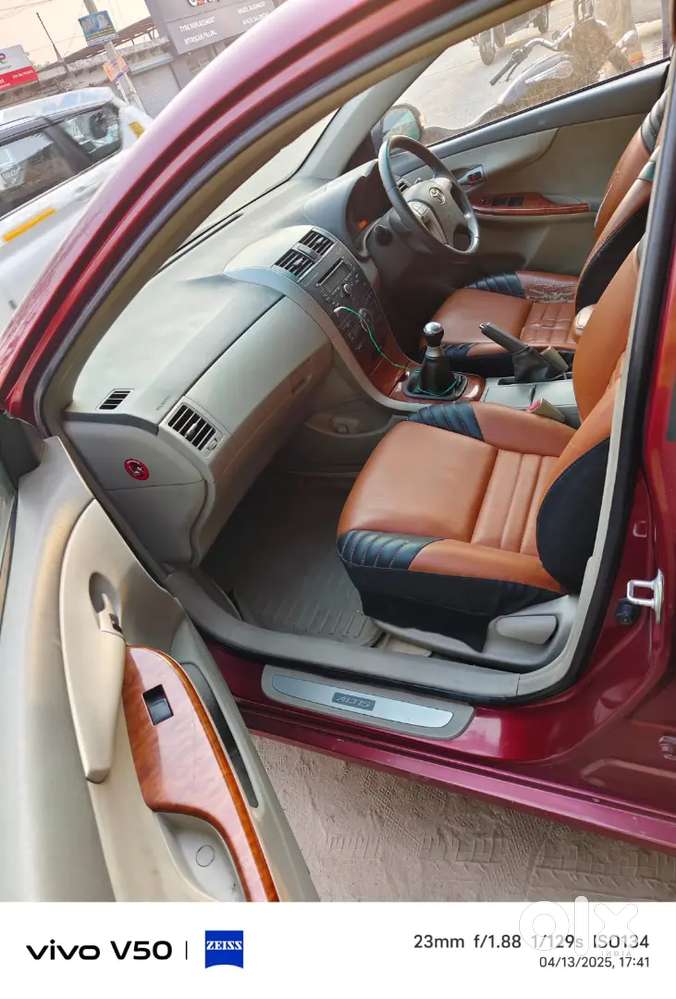 Toyota Corolla Altis 2011 G , Petrol Manual Transmission