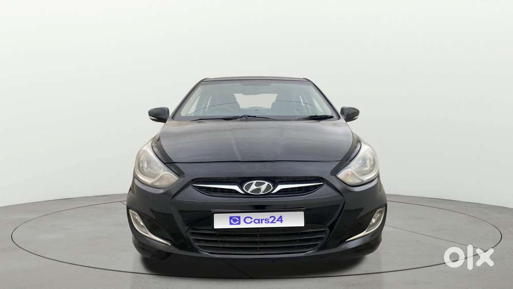 Hyundai Verna Fluidic 1.6 Vtvt Sx, 2014, Petrol