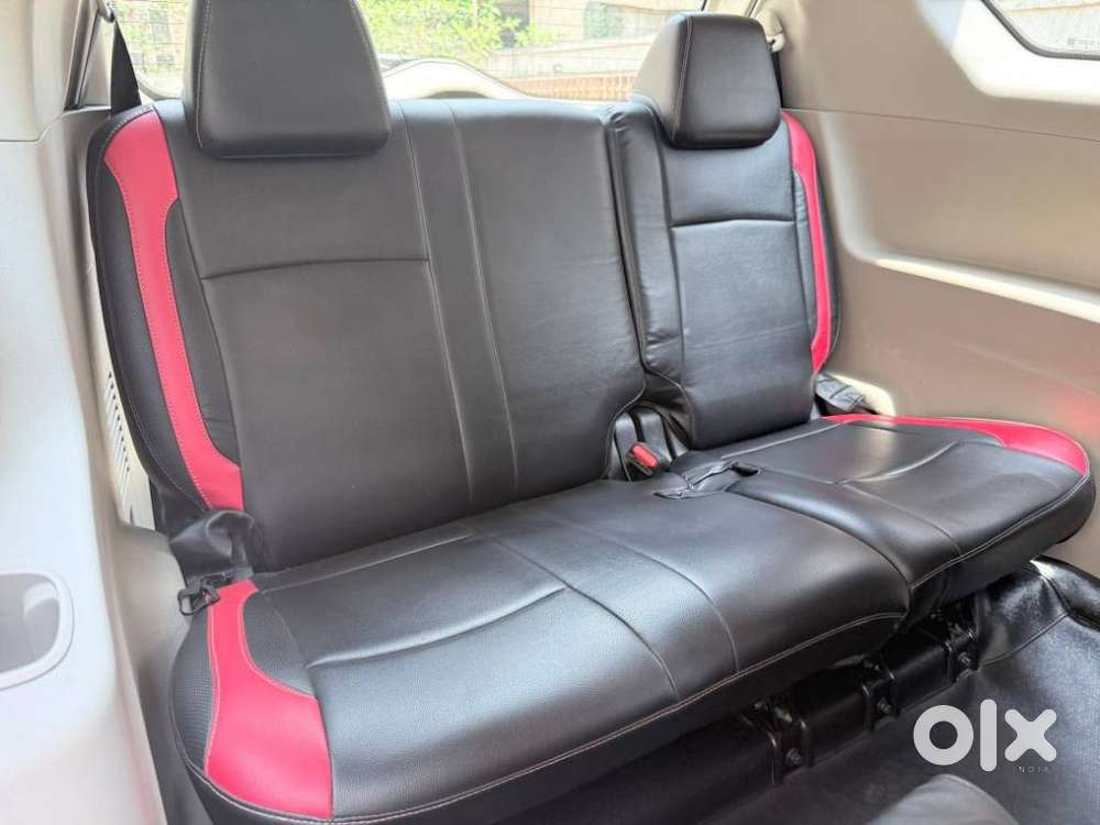 Mahindra Marazzo M4, 2019, Diesel