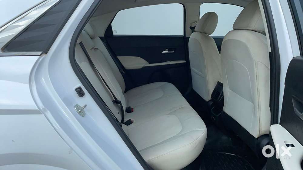 Hyundai Verna 1.5 Sx Petrol Mt, 2023, Petrol