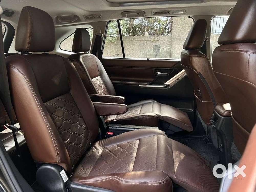 Toyota Innova Hycross 2.0 Zx (o) Hybrid 7 Str, 2024, Cng & Hybrids