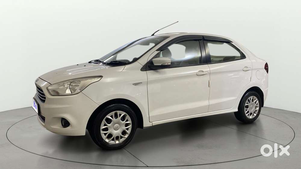 Ford Figo Aspire Titanium, 2016, Petrol