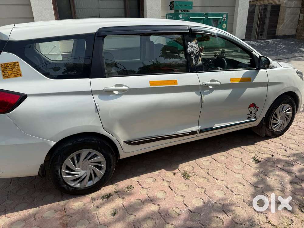Maruti Suzuki Ertiga 1.5 Lxi, 2022, Cng & Hybrids