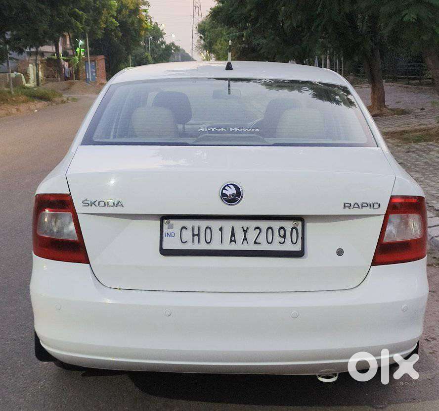 Skoda Rapid 1.6 Mpi Ambition, 2014, Petrol