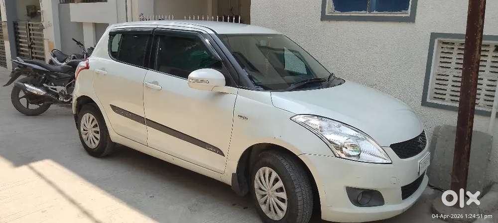 Maruti Suzuki Swift 2013 Diesel 100000 Km Driven