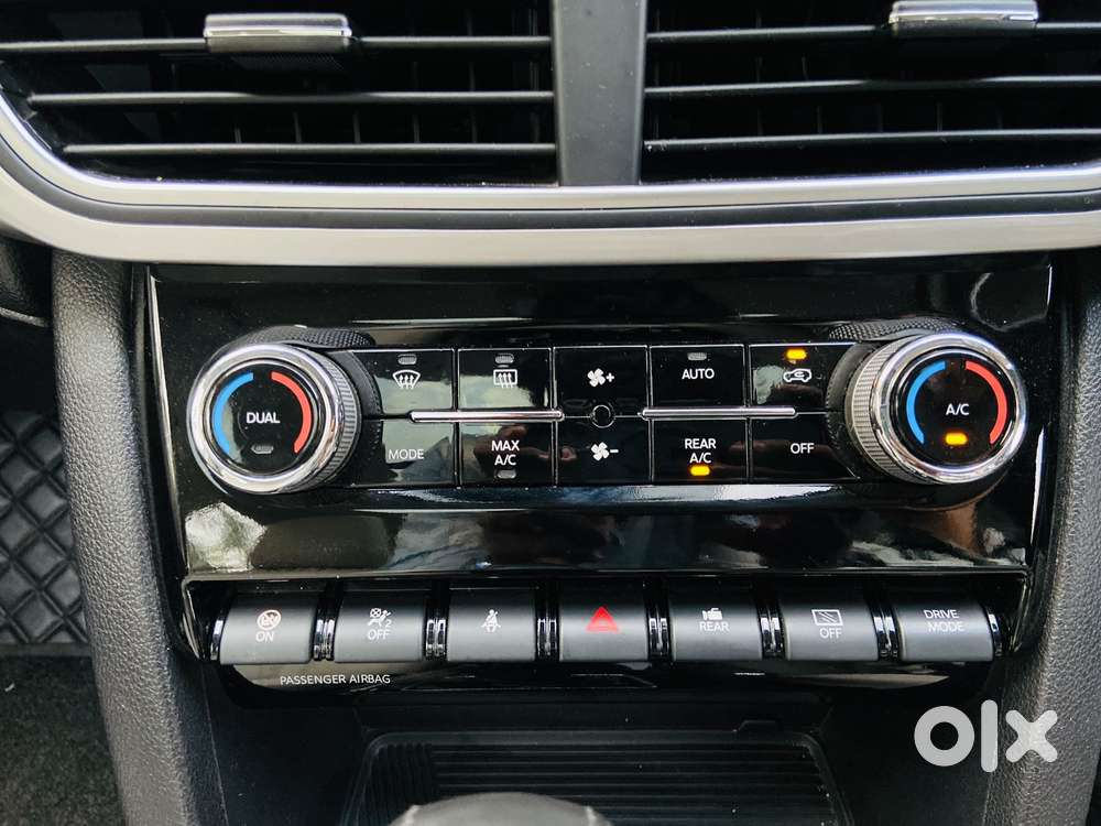 Mahindra Xuv700 2.2 Ax 7 Diesel At Str Awd, 2022, Diesel