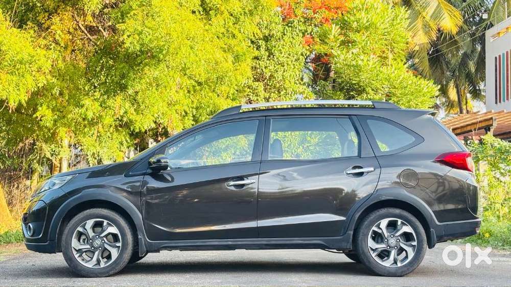 Honda Br-v I-vtec V Mt, 2016, Petrol