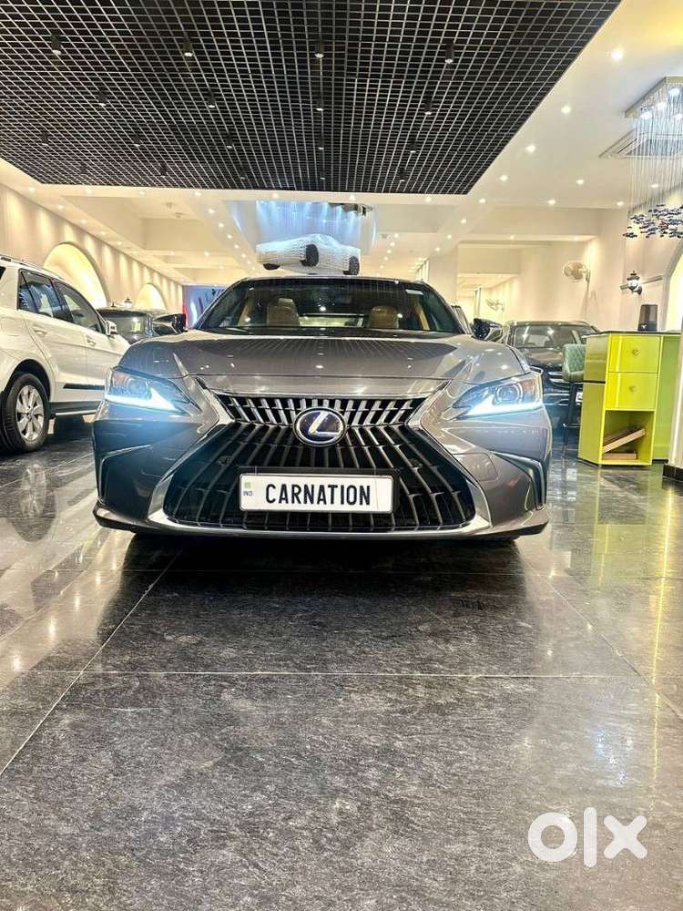 Lexus Es 300h Exquisite, 2022, Cng & Hybrids