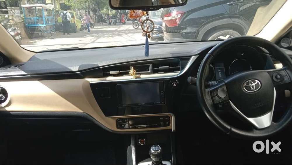 Toyota Corolla Altis 2018 Company Services Single Owner