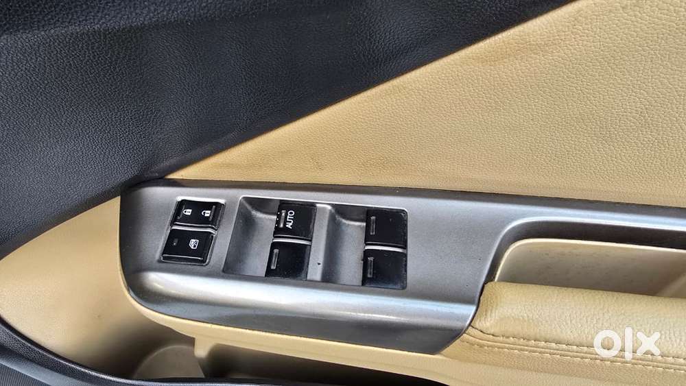 Honda City V At Exclusive, 2017, Petrol