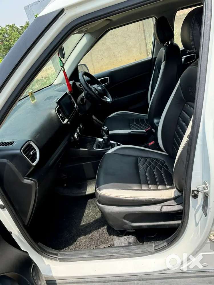 Hyundai Venue 2020 Diese Sunroof Top Module  89000 Km Driven