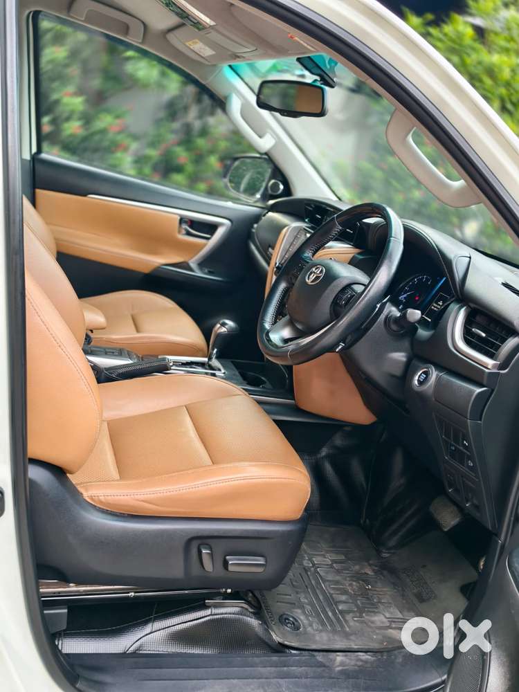 Toyota Fortuner 4x2 At 2.8 Diesel, 2022, Diesel