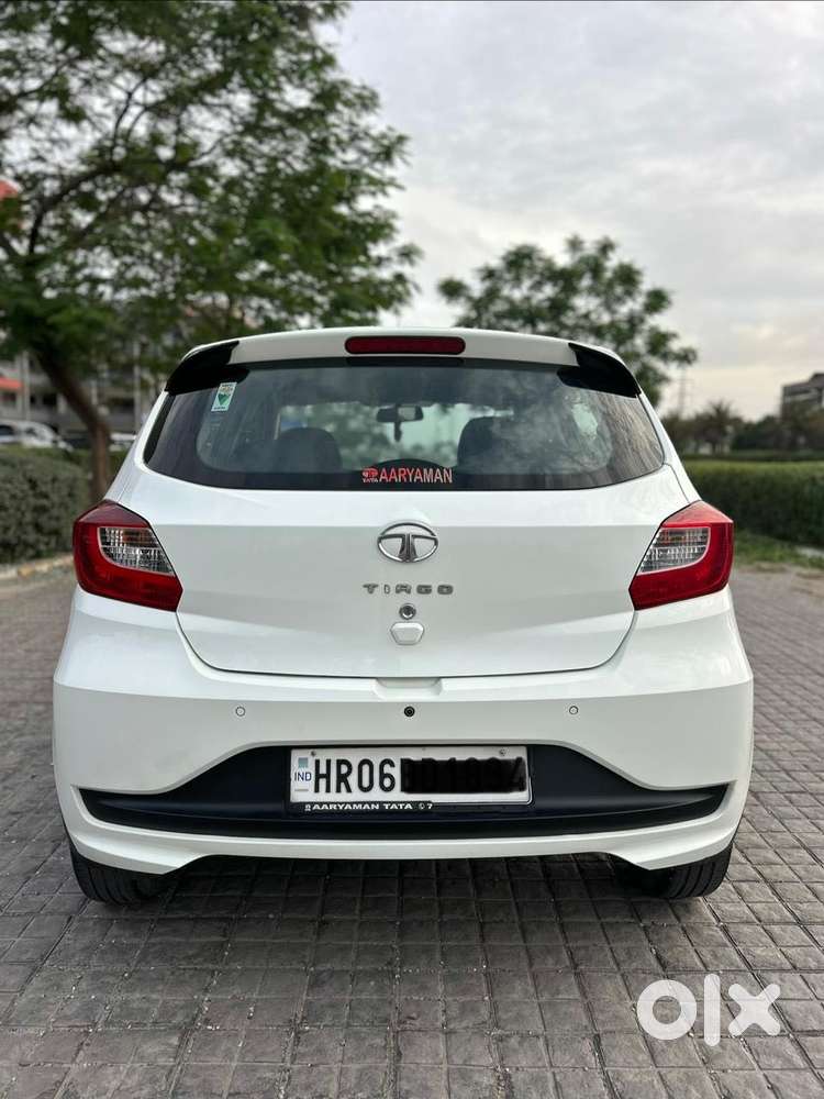 Tata Tiago, 2023, Petrol