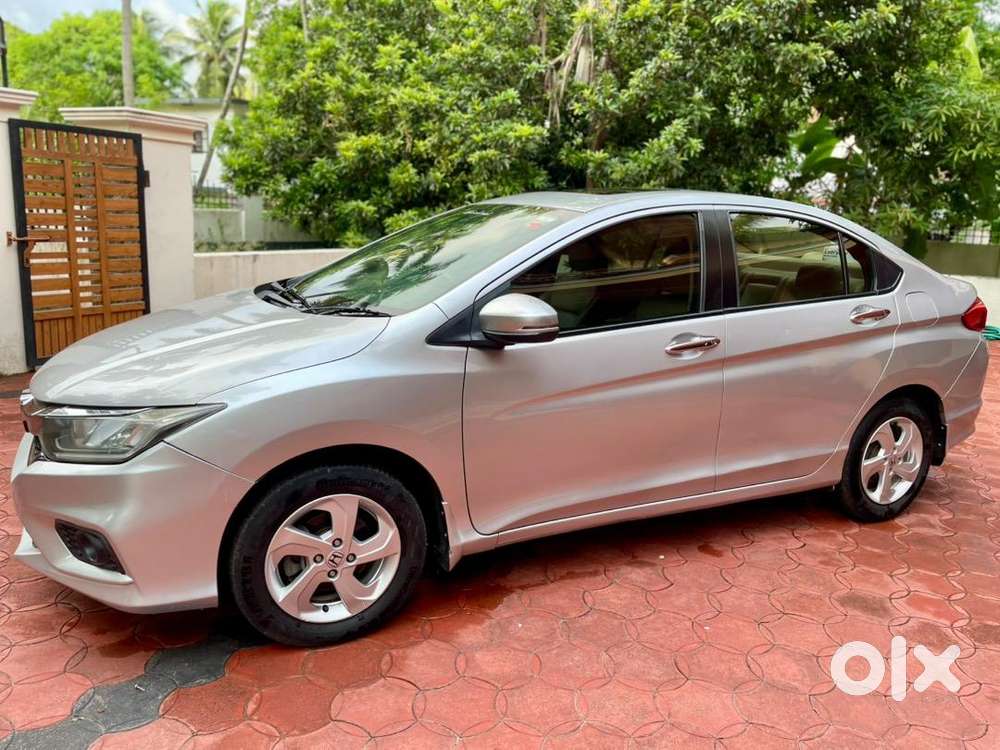 Honda Petrol Automatic 2015 Car
