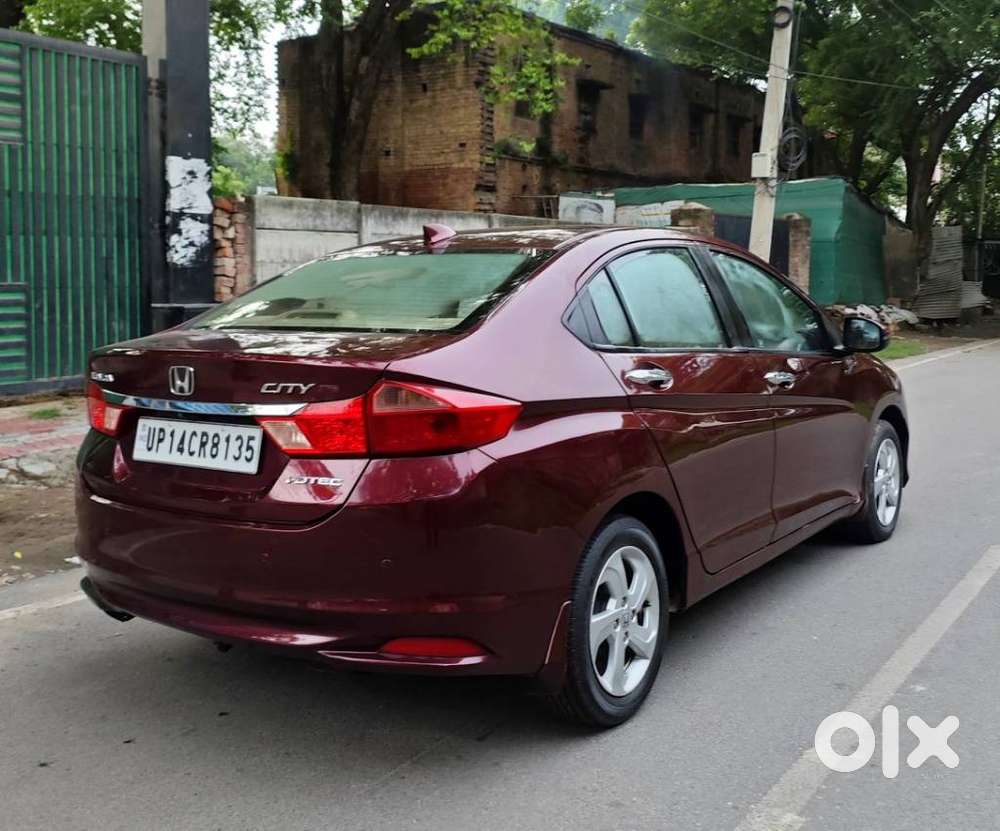 Honda City V Mt Sunroof, 2015, Diesel