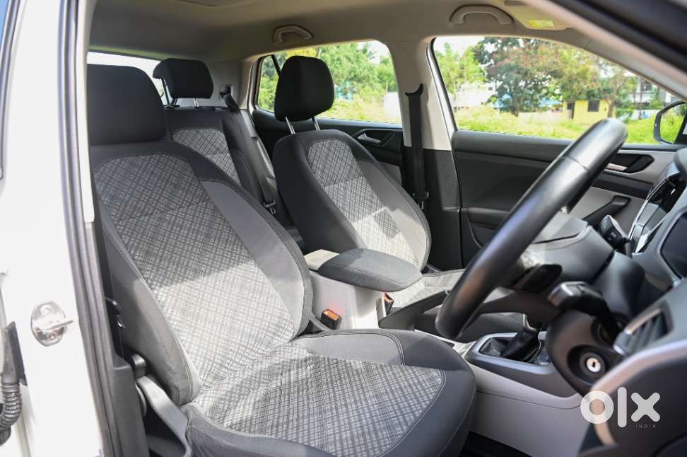 Volkswagen Taigun 1.0 Tsi Highline At, 2021, Petrol