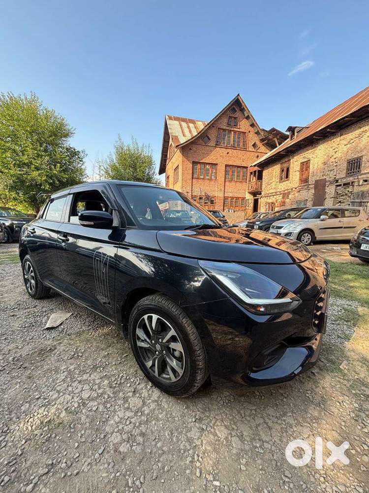 Maruti Suzuki Swift Zxi Plus, 2025, Petrol