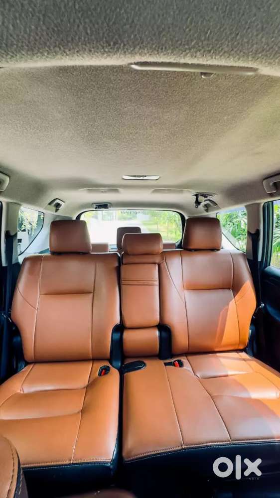 Innova Crysta 2.8 Gx Plus At