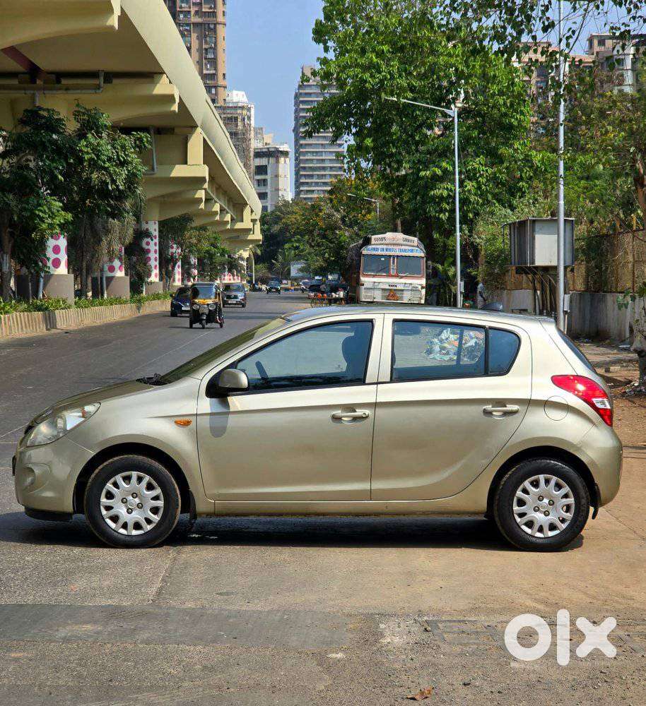 Hyundai I20 Magna 1.2 Mt, 2010, Petrol