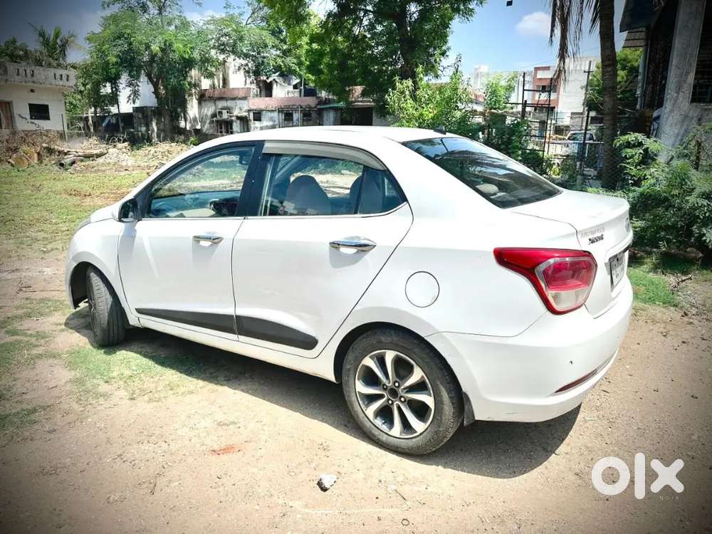 Hyundai Xcent 2015 Diesel 75000 Km Driven