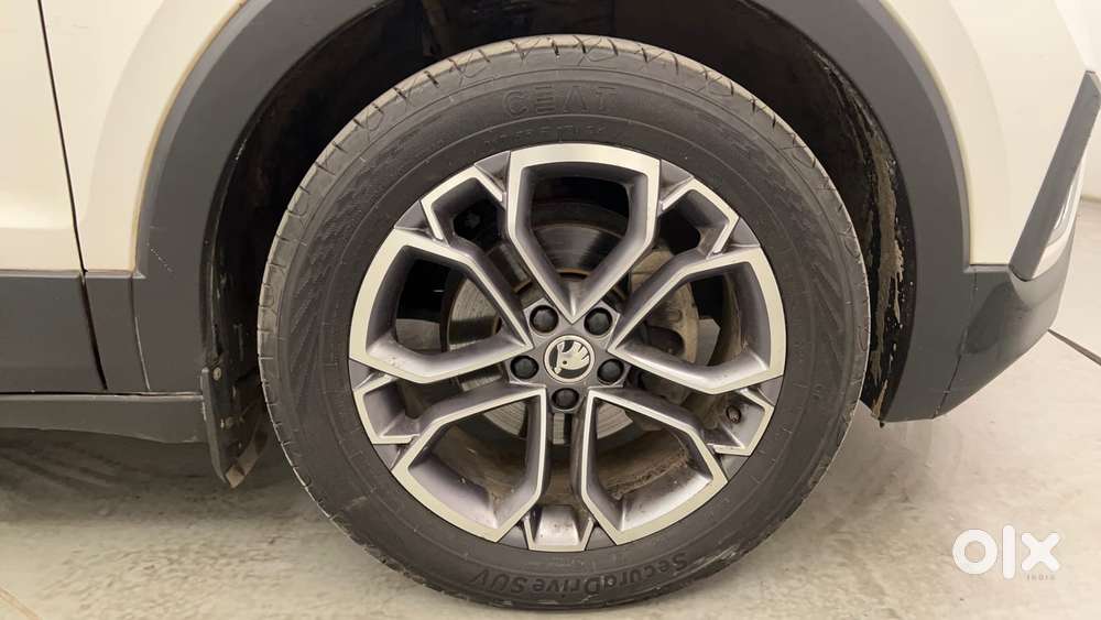 Skoda Kushaq Style 1.0l Tsi Mt, 2022, Petrol