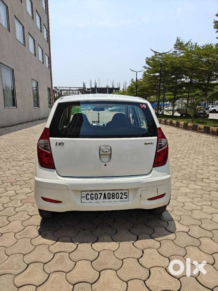 Hyundai I10 Sportz, 2014, Petrol