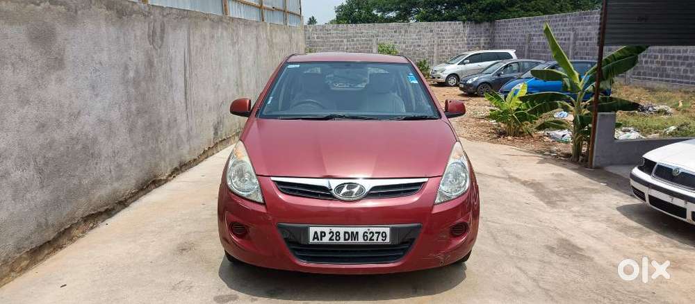 Hyundai I20 Magna 1.2 Mt, 2012, Petrol