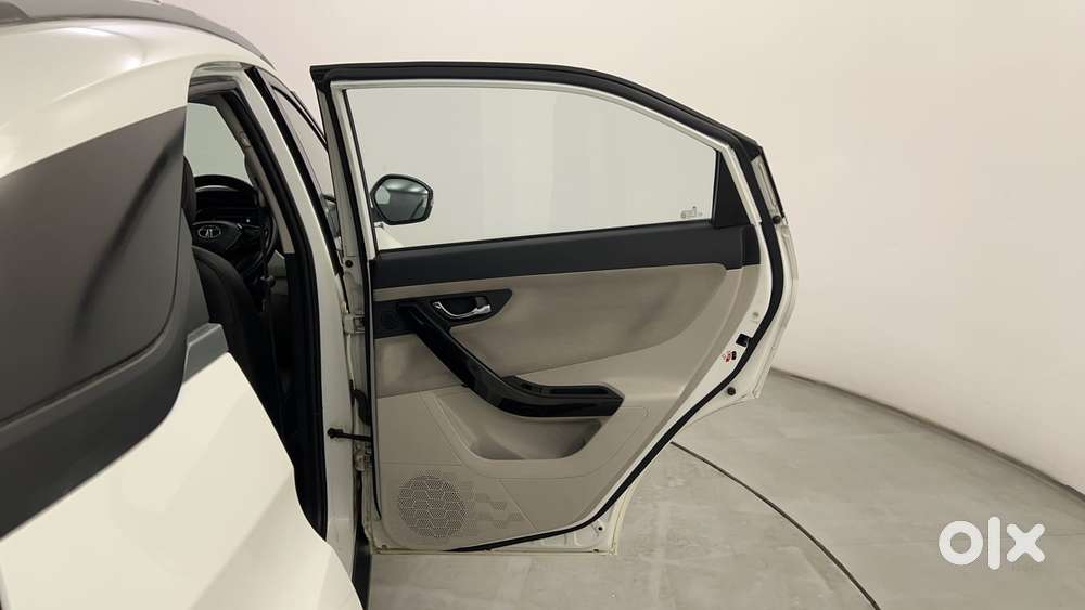 Tata Nexon 1.2 Revotron Xz Plus (s), 2021, Petrol