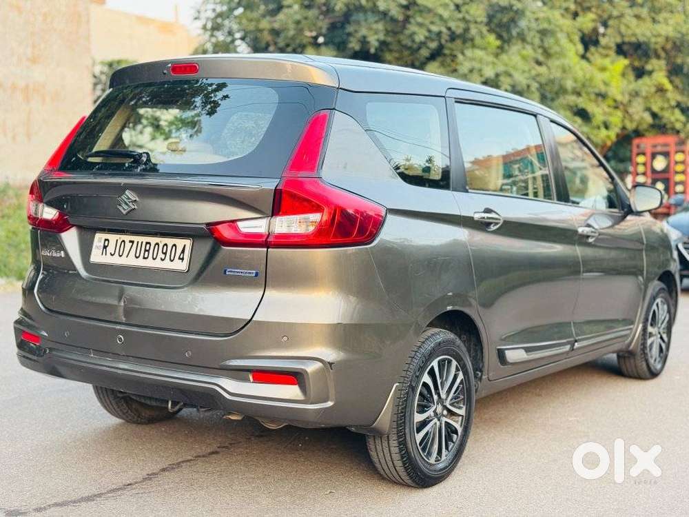 Maruti Suzuki Ertiga Zxi Shvs, 2023, Petrol