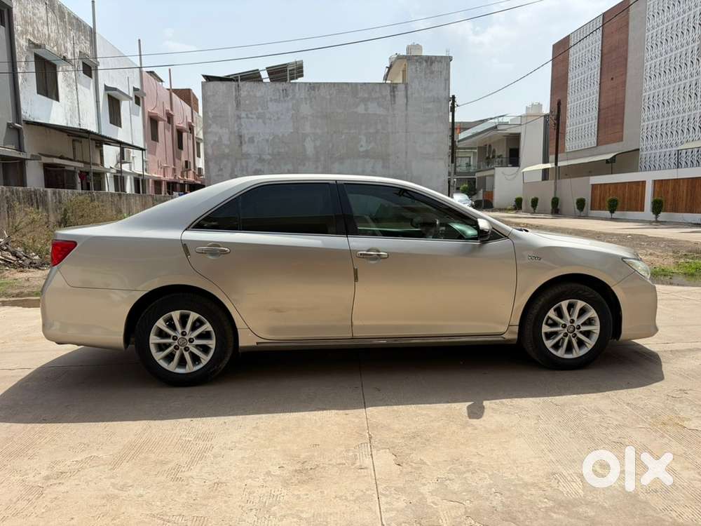 Toyota Camry Petrol 2012