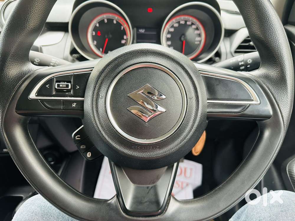 Maruti Suzuki Swift Vxi Optional, 2022, Petrol