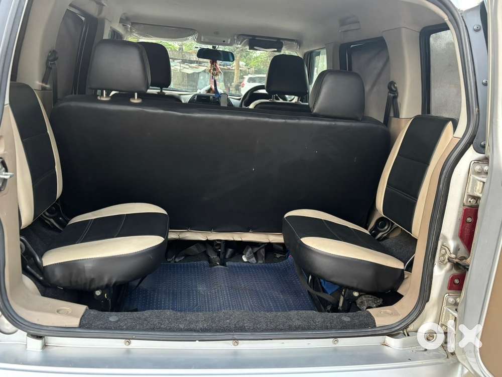 Mahindra Tuv 300 2018