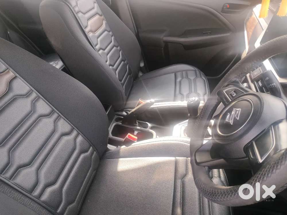 Maruti Suzuki Brezza 2025 Petrol 27500 Km Driven