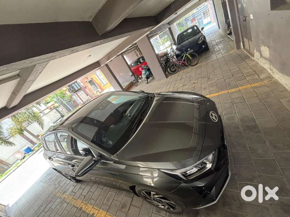 New Well Maintained I20 In Immaculate Condition For Sale