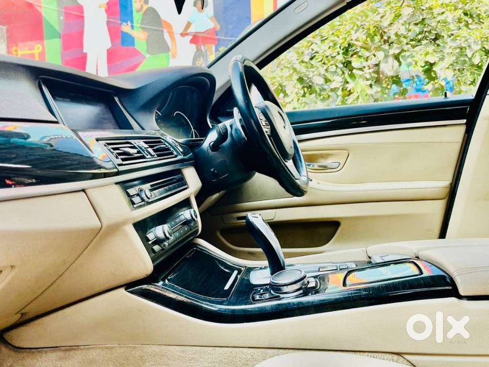 Bmw 5 Series 2.0 520i Luxury Line, 2017, Petrol
