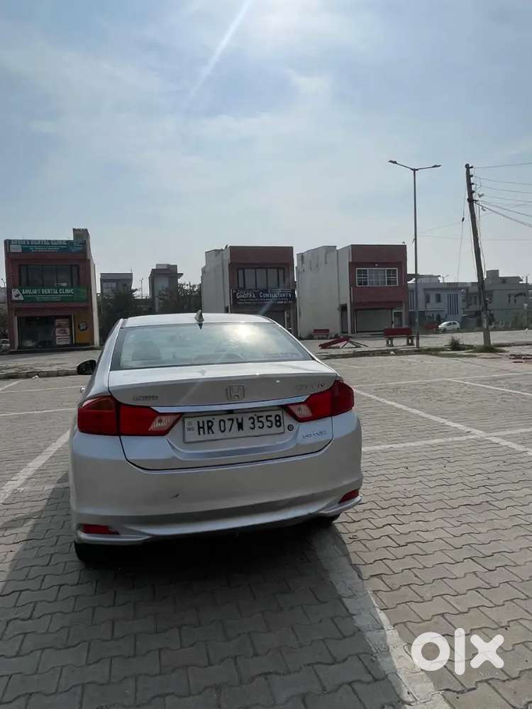 Honda City 1.5 V 2016