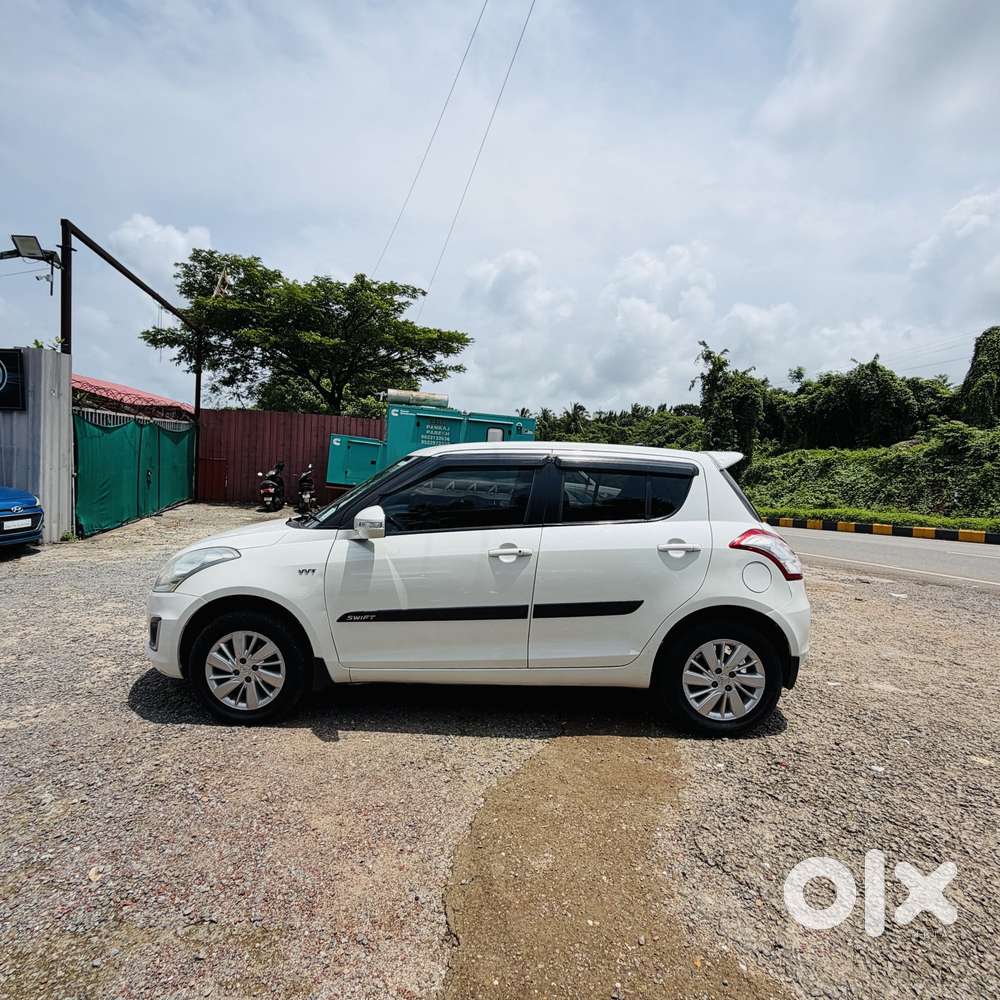 Maruti Suzuki Swift 1.2 Zxi Abs, 2015, Petrol