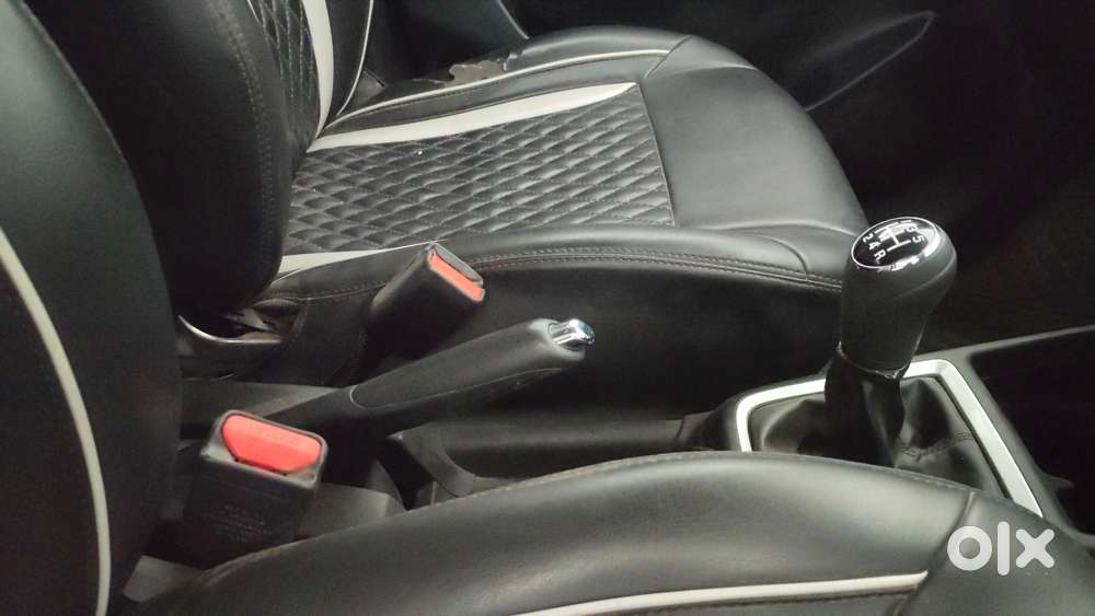 Maruti Suzuki Swift 2018 Zxi, 2019, Petrol