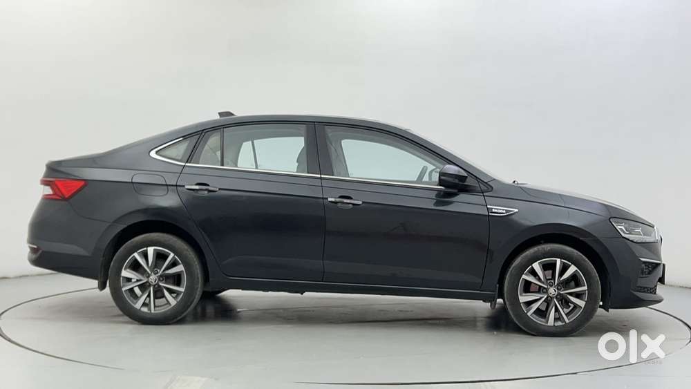 Skoda Slavia Style 1.0l Tsi At, 2022, Petrol