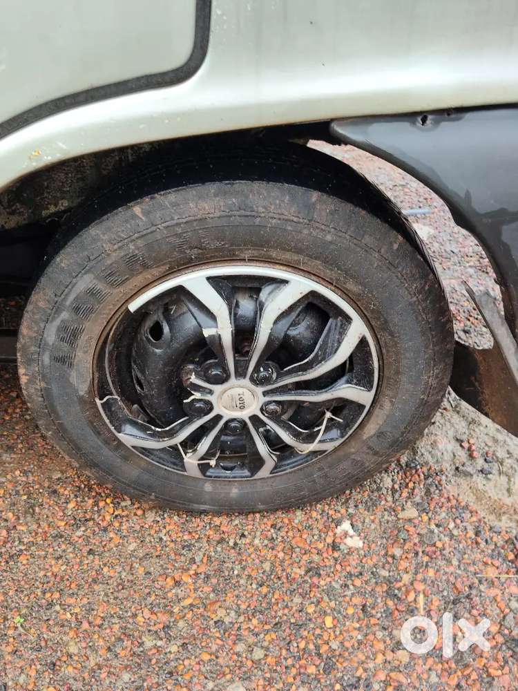 Maruti Suzuki 800 Std Mpfi 2006 Manual - Good Condition