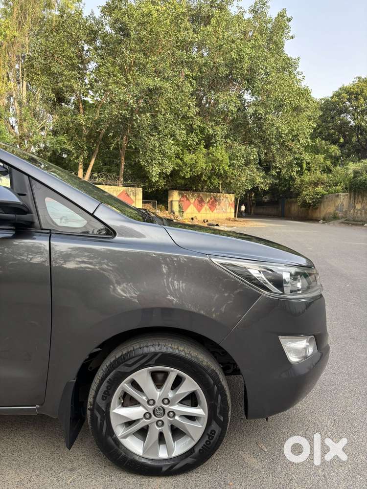Toyota Innova Crysta 2.4 G Mt, 2017, Diesel