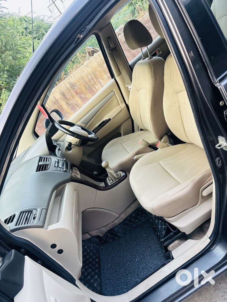 Maruti Suzuki Ertiga 1.4 Vxi Cng Limited Edition, 2018, Cng & Hybrid..