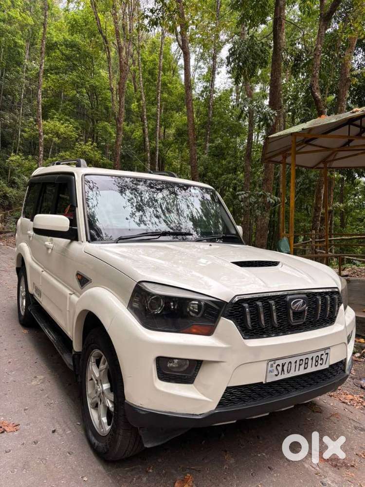 Mahindra Scorpio S10, 2016, Diesel