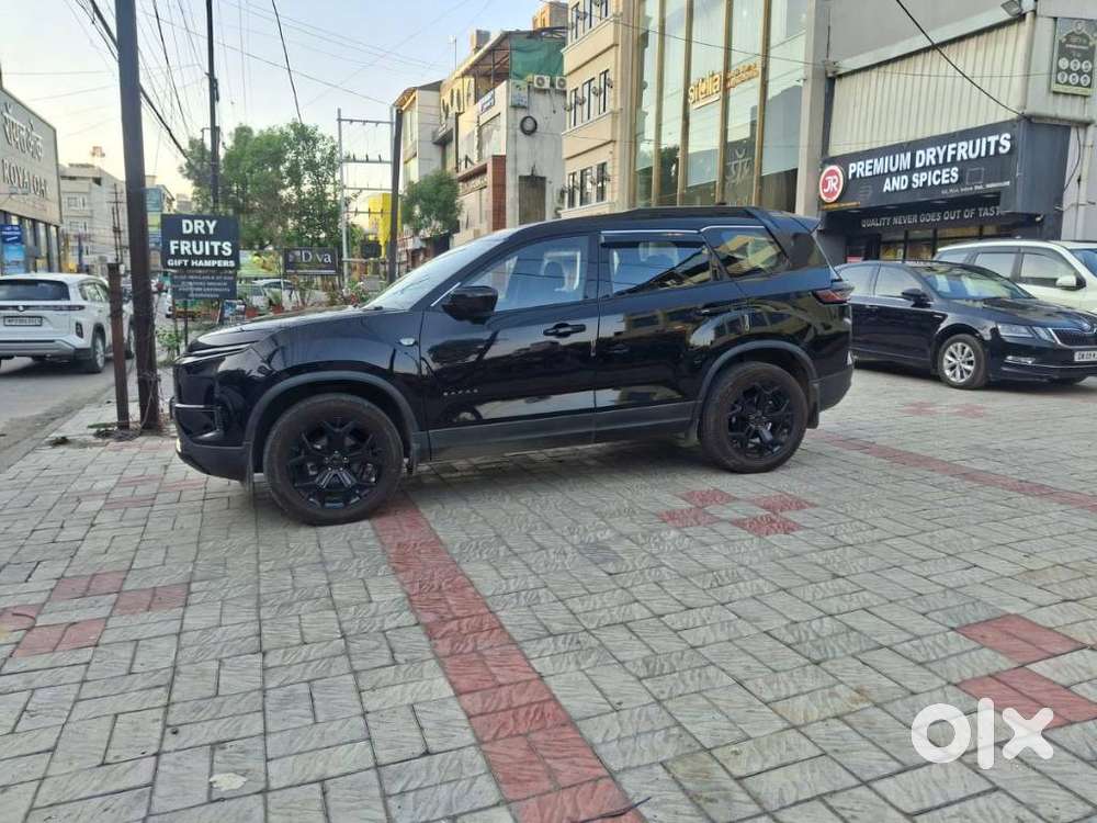 Tata Safari Accomplished Plus Dark Edition At, 2025, Diesel