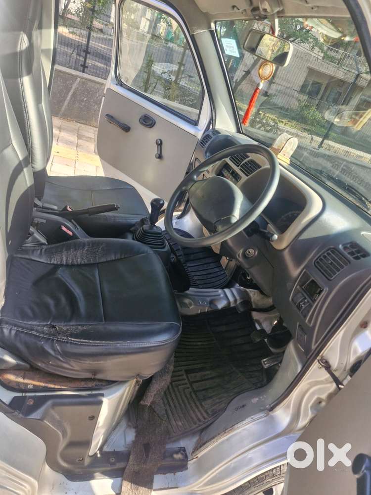 Maruti Suzuki Eeco 5 Str Ac (o), 2011, Petrol