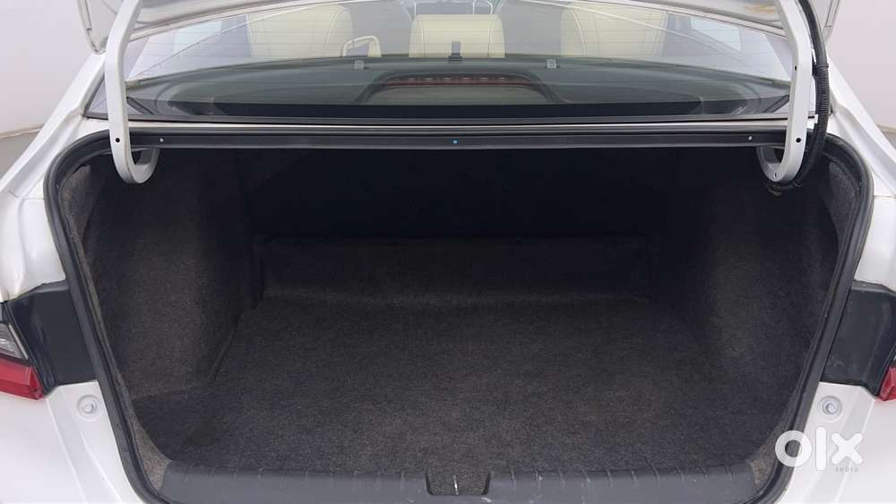 Honda City 1.5 Zx Cvt I-vtec, 2022, Petrol